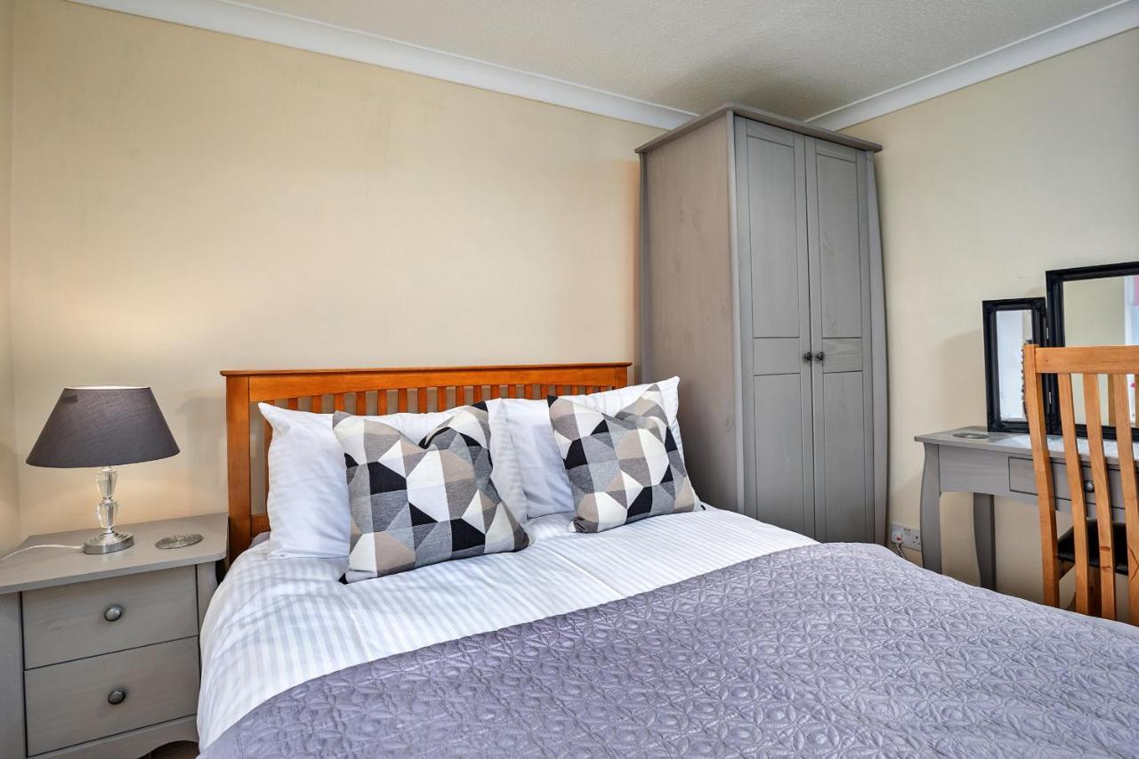 Finest Retreats - Cloggers Cottage Darley Exteriér fotografie