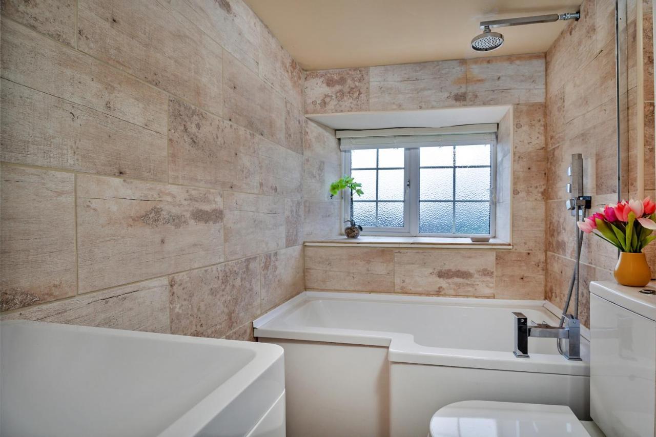 Finest Retreats - Cloggers Cottage Darley Exteriér fotografie